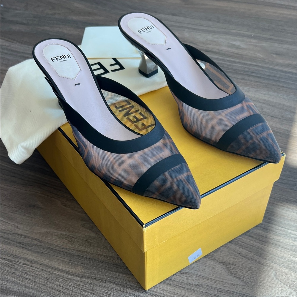 Fendi Black and Tan Women's Heels